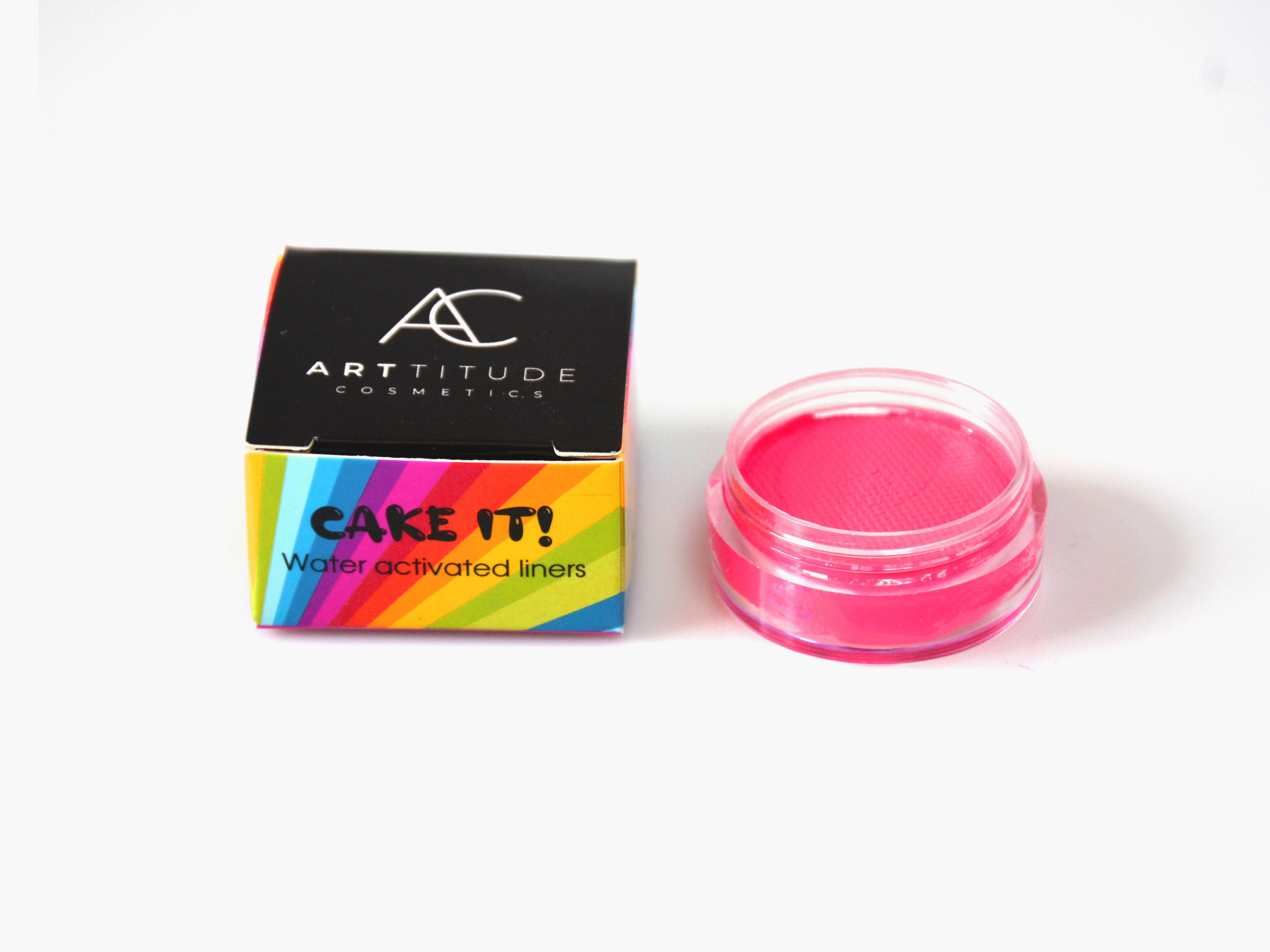 Water Activated Eyeliner - Cake It